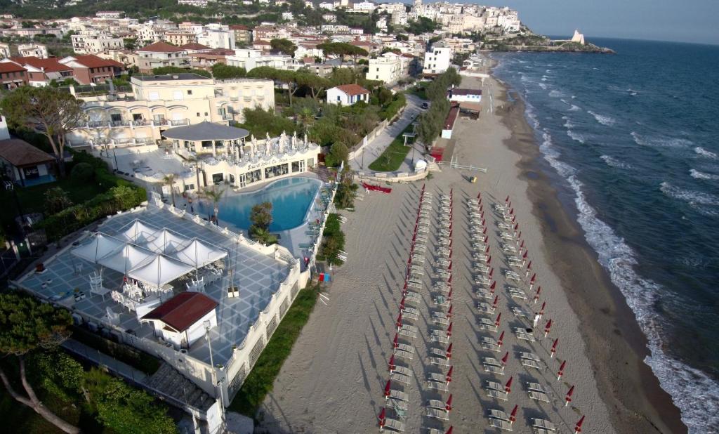 grand hotel la playa sul mare spiaggia privata sperlonga lazio vista mare