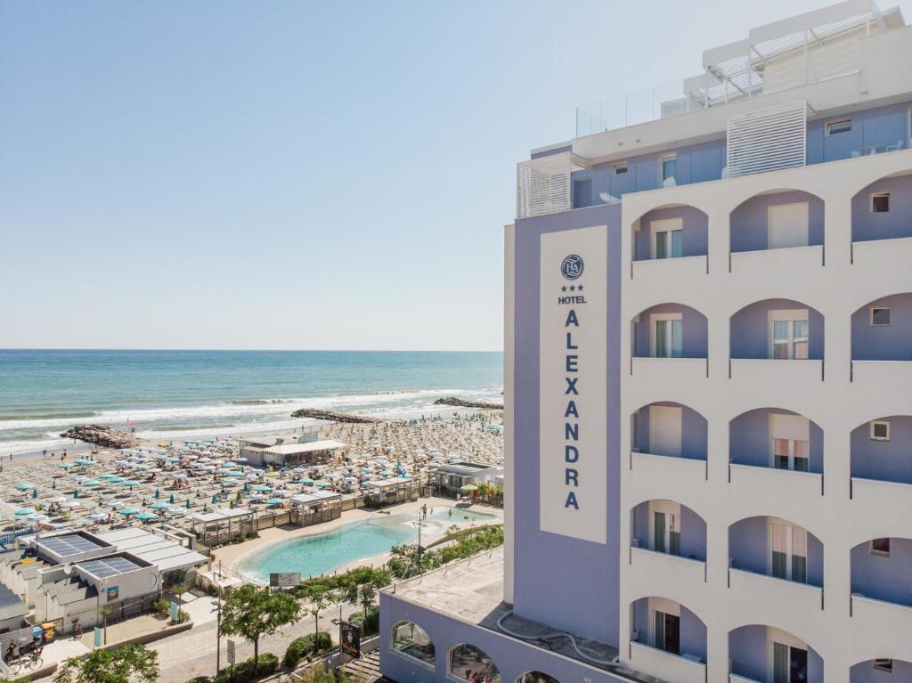 hotel alexandra colazione xxl brunch sul mare spiaggia privata misano adriatico emilia-romagna vista mare
