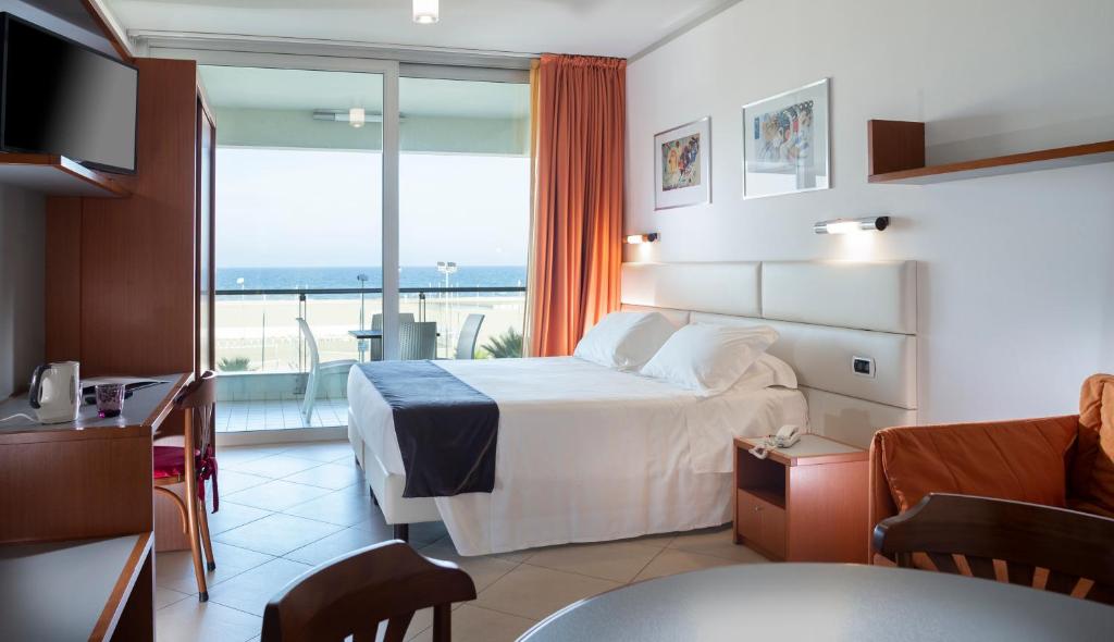 hotel ascot spa vista mare miramare rimini sulla spiaggia