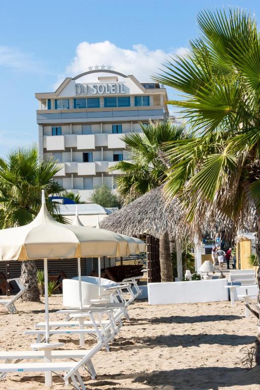 hotel du soleil vista mare marina centro rimini sulla spiaggia