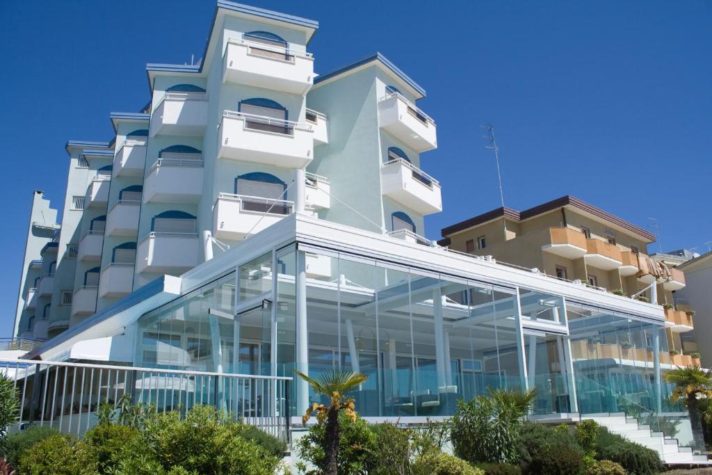 hotel niagara 2 sul mare spiaggia privata lido di jesolo vista mare