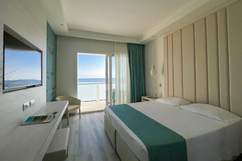 hotel rex 1 sul mare spiaggia privata livorno toscana vista mare