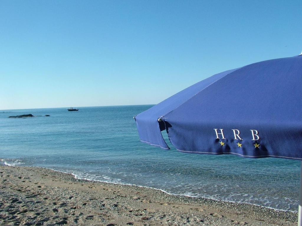 hotel riviera bleu con spiaggia privata diamante calabria sul mare