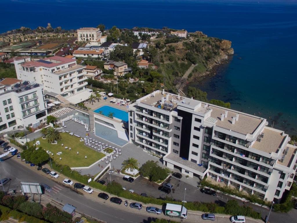hotel santa lucia le sabbie doro sul mare spiaggia privata cefalù sicilia vista mare