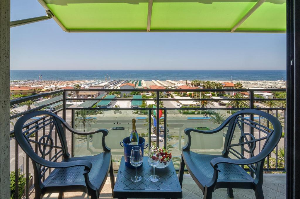 hotel siesta sul mare spiaggia privata lido di camaiore toscana vista mare
