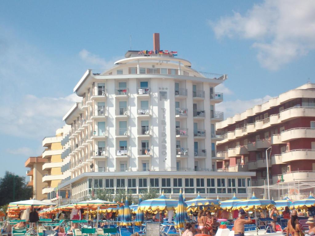 hotel tibidabo vista mare bellaria-igea marina sulla spiaggia