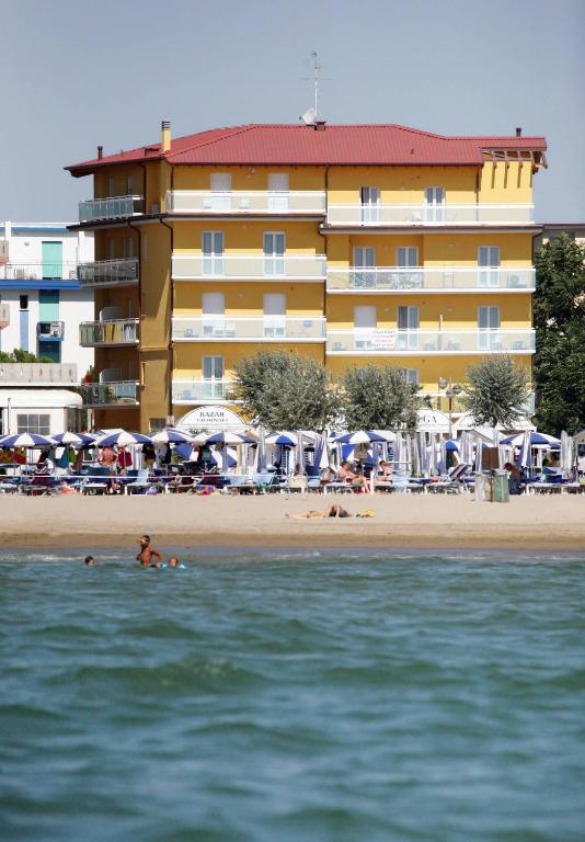 hotel villa olga residence vista mare caorle veneto sulla spiaggia