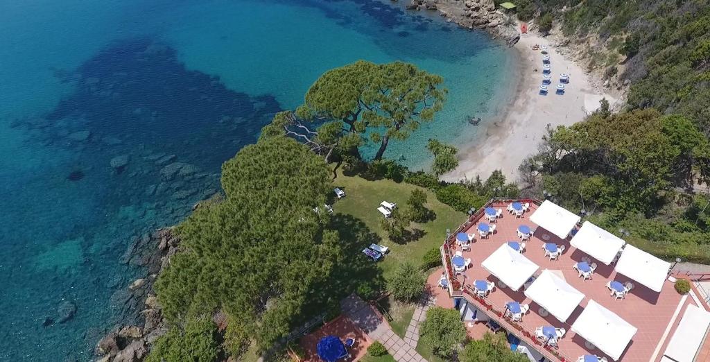 hotel viticcio sul mare spiaggia privata portoferraio isola d'elba toscana vista mare