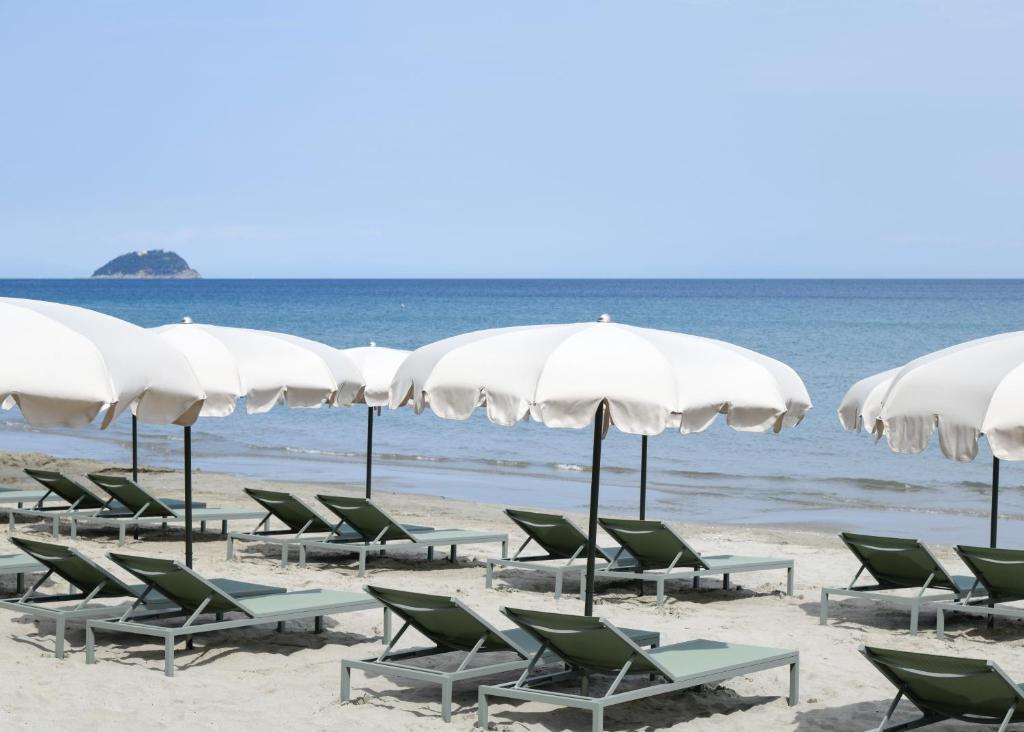 hotel windsor sul mare spiaggia privata laigueglia liguria vista mare
