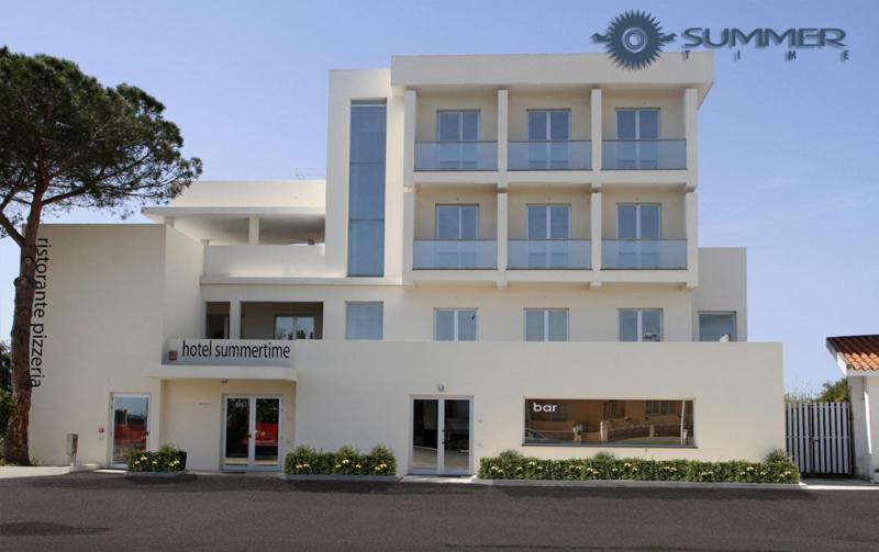 summertime hotel sul mare càbras sardegna sulla spiaggia summertime hotel sul mare càbras sardegna sulla spiaggia