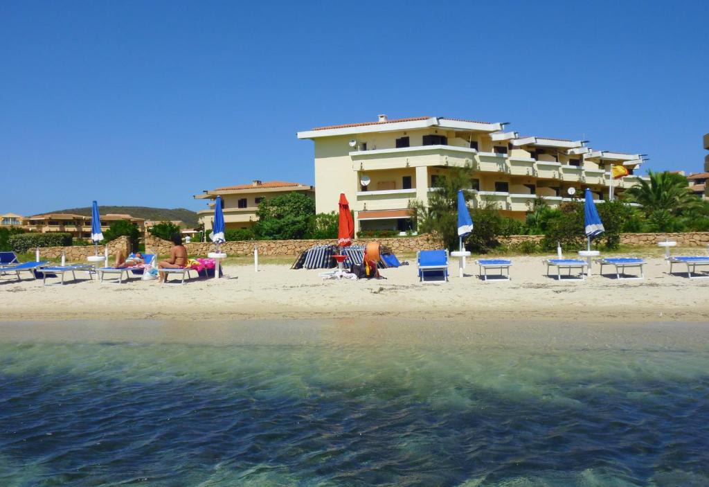 terza spiaggia la filasca apartments residence vista mare golfo aranci sardegna
