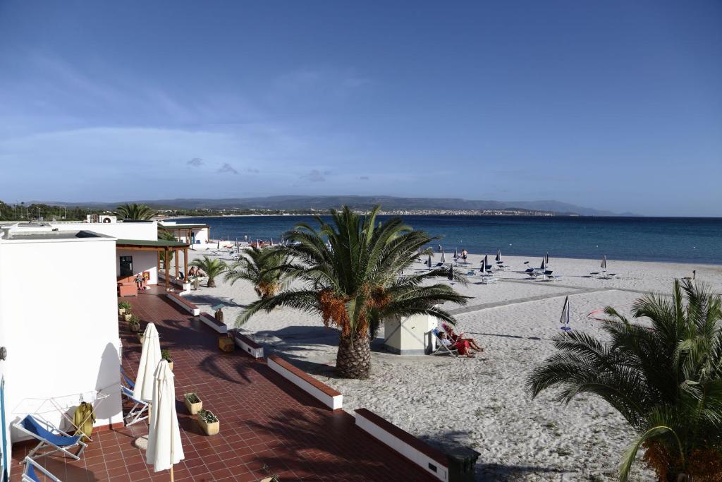 vel mari rooms on the beach hotel sul mare spiaggia privata alghero sardegna vista mare